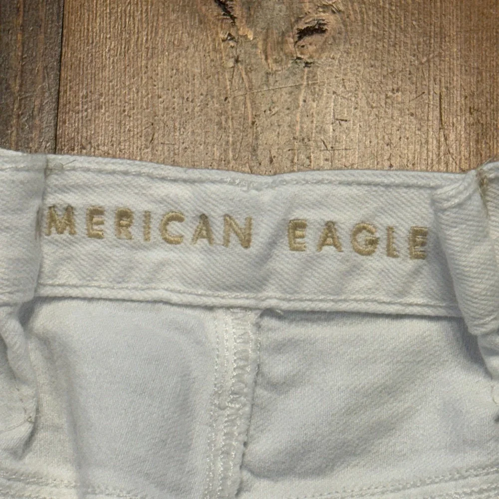 American Eagle Jeans Womens Size 18 90s Boyfriend Stretch Distressed White
